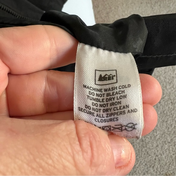 REI E1 Elements Black Trench Coat w/ Detachable Hood - Picture 4 of 11